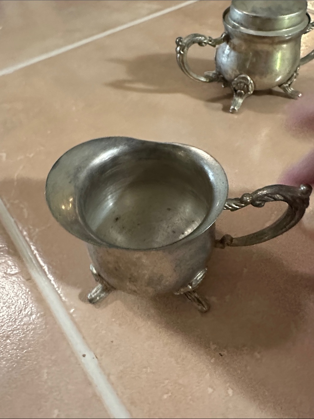 VTG Silver Plated Creamer and Covered Sugar Set - Picture 2 of 16